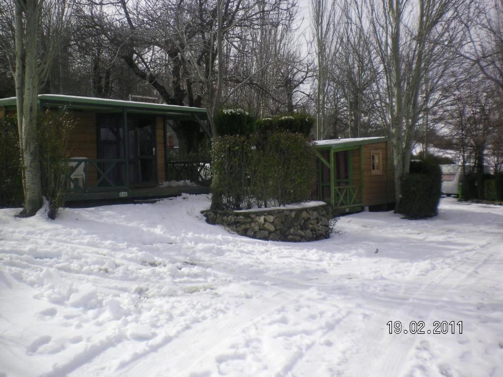 Camping Ruta Del Purche Monachil Cameră foto
